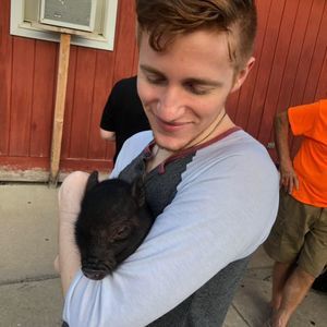 Meet your Posher, Charles